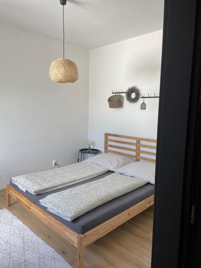 Apartment Dubnica Prejta 3 Dubnica nad Váhom Eksteriør billede